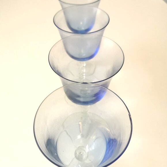 VINTAGE Set of 4 Aqua Blue Wine Goblets w/ Clear Corkscrew Twisted Stem | 1960s - Picture 6 of 8